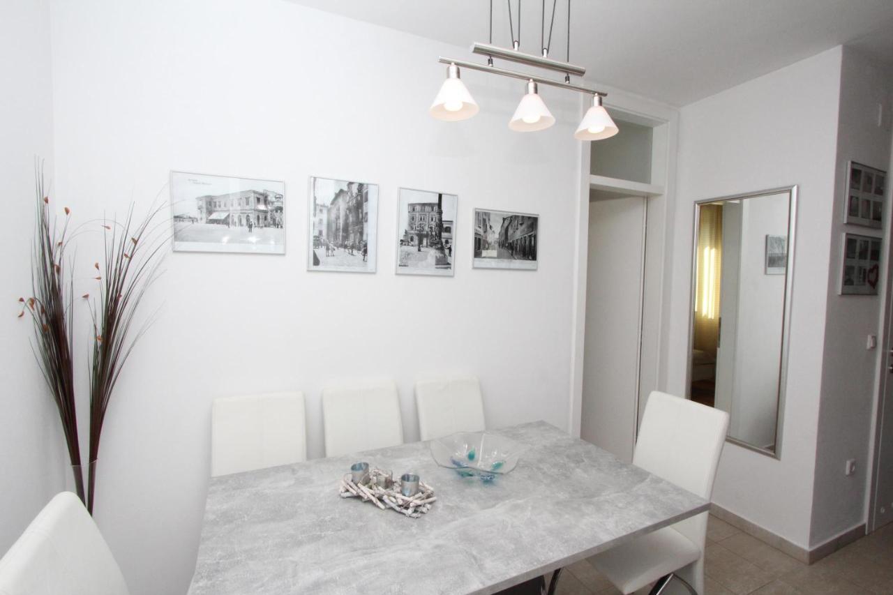 רוביני Apartment Adi מראה חיצוני תמונה