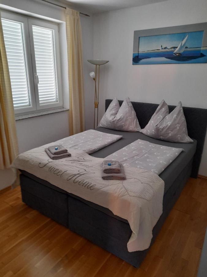 רוביני Apartment Adi מראה חיצוני תמונה