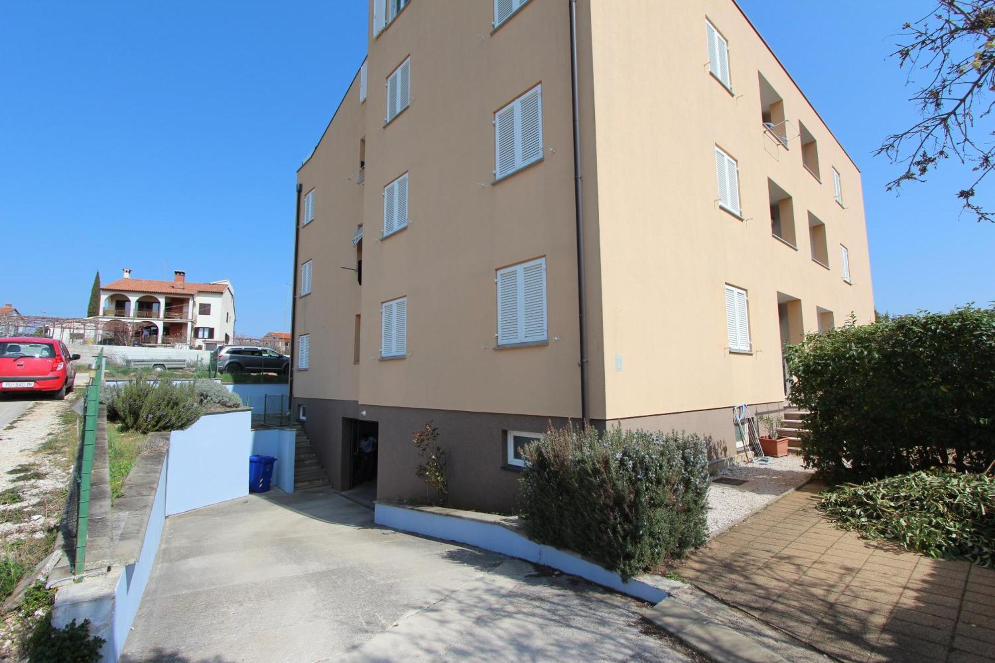 רוביני Apartment Adi מראה חיצוני תמונה